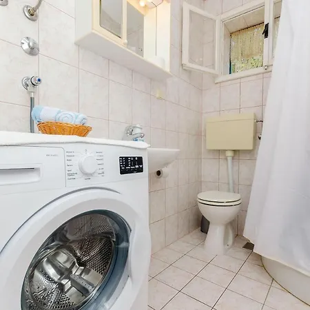 Apartment Neven *