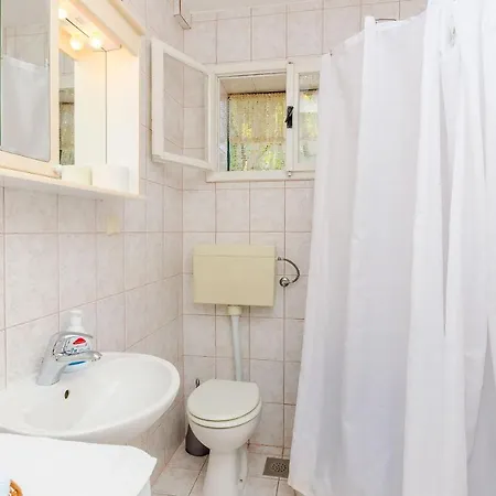 Neven Apartment