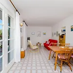 Apartment Neven *